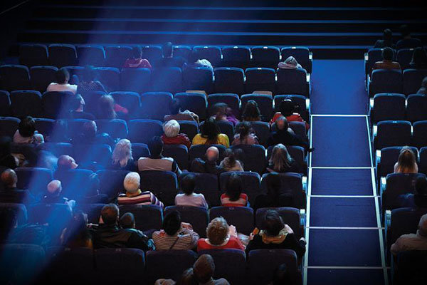 سینما عامل مهم نشاط اجتماعی را حمایت کنیم 