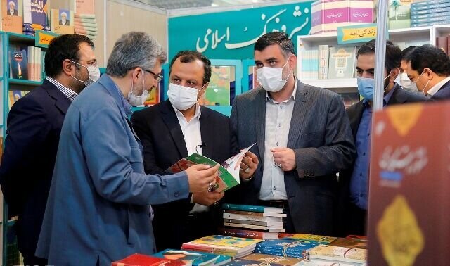 پرفروش‌ترین نویسندگان بخش مجازی نمایشگاه کتاب تهران