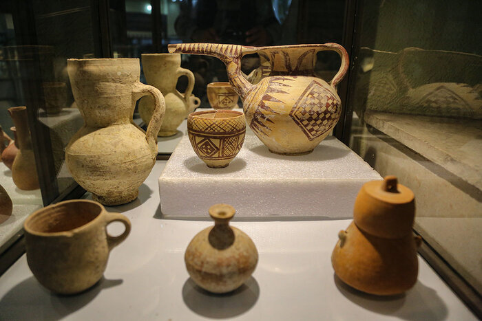 نخستین موزه عمومی ایران در قم؛ گنجینه ای ارزشمند اما ناشناخته برای مردم