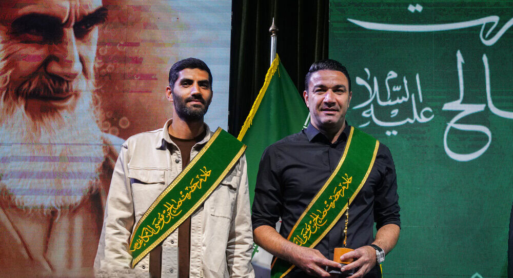 اهدای نشان خاص به نکونام و بازیکن اسبق پرسپولیس (عکس)