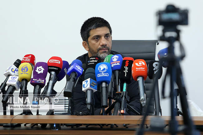   علیرضا دبیر